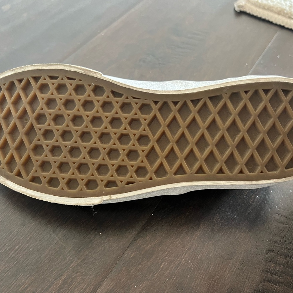 Kids Vans Checkered Slip-On Shoes - Picture 7 of 8